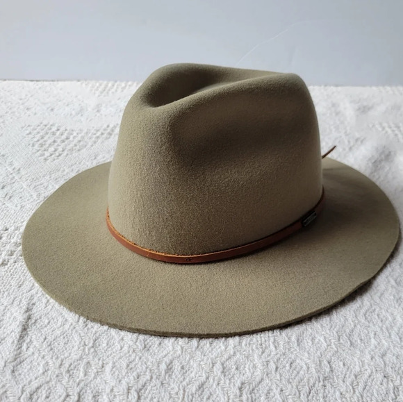 WESLEY PACKABLE UNISEX SUMMER FEDORA FLAT RIMMED HAT - LIGHT OLIVE BY BRIXTON - Picture 7 of 10
